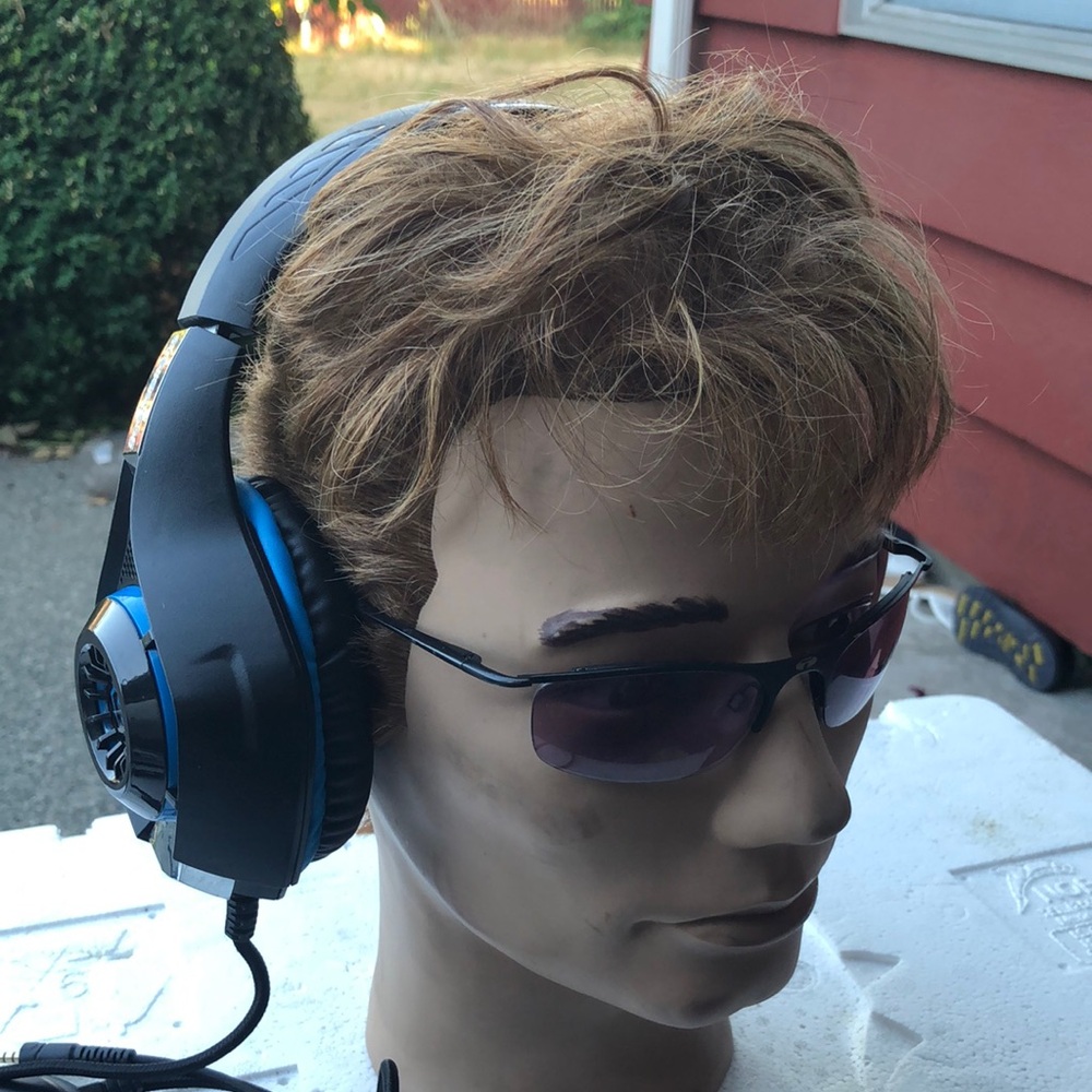 Beexcellent Blue and Black Gaming Headphones
